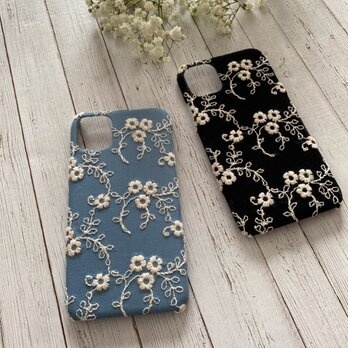 アンティーク小花刺繍レース　iPhoneケースの画像