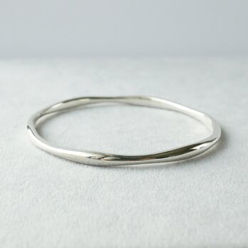 Wave bangle / Ovalの画像