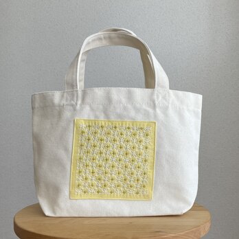 刺し子トートS　十字花刺し/黄色　キャンバス　ランチバッグ　マチ付き　ミニトート　散歩　北欧　お財布バッグ　お弁当の画像
