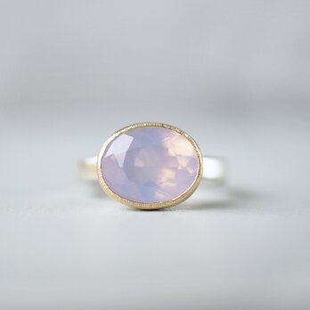 Lavender quartz ringの画像