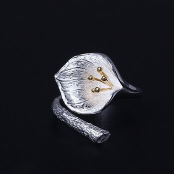 ＜受注制作＞オランダカイウのリング　花　可愛い　ギフト　プレゼント　R231の画像