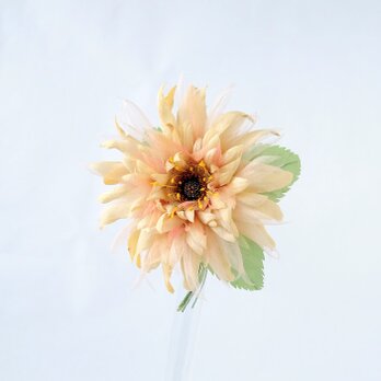 夏のダリア * シルク絖・オーガンジー製 * コサージュの画像