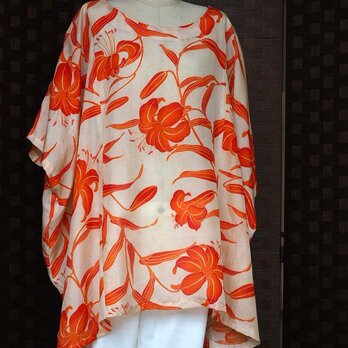 b0006 着物リメイク　絽（正絹）着物をブラウスにリメイク 「百合文様」kimono　＊セミオーダー可　の画像