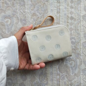 刺繍革財布『SHABON』牛革WHITE×水色（二つ折り☆ミニ財布☆）の画像