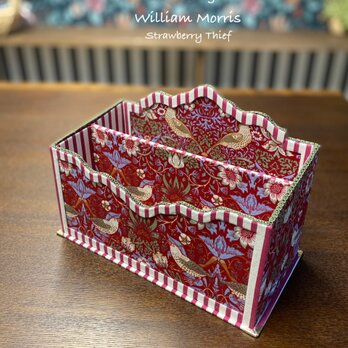 [William Morrisシリーズ］ウィリアムモリス生地でレター収納ケースの画像
