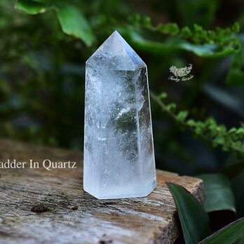天使の梯子★エンジェルラダーインクォーツポイント 原石s525