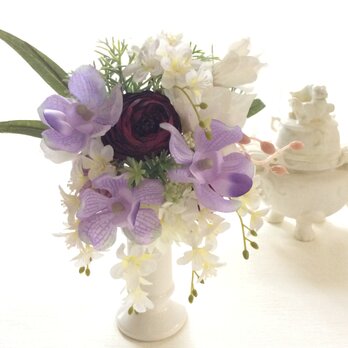 仏花 真珠の涙  茜  （仏花、造花、お供え、お盆、お彼岸、敬老の日、結婚祝い、新築祝い）の画像