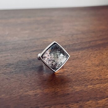 garden quartz ringの画像