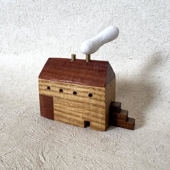 ある街の小さな家たち