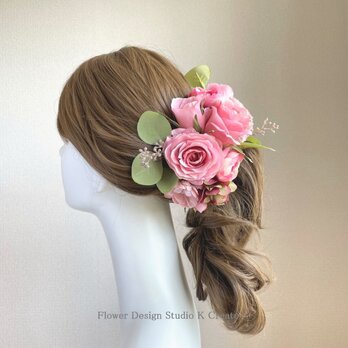 濃いめピンクの薔薇と布花のヘッドドレス　紫陽花　ユーカリ　結婚式　ウェディング　髪飾り　ブライダル　花嫁ヘアの画像