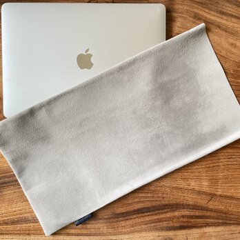 閉店セール☆MacBook Air専用・パールグレーレザーケース/レザードキュメントケースの画像