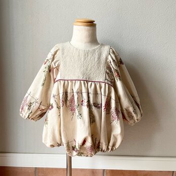 （７０ｃｍ）puffed sleeves romper／mOmen-t・swagの画像