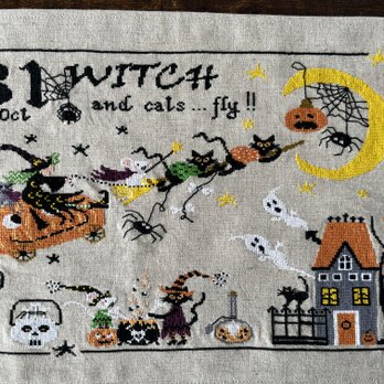 ハロウィンクロスステッチマット(The flying pumpkin)の画像