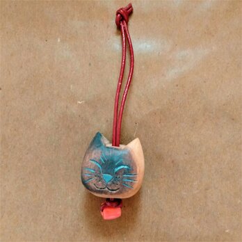 【特別価格】ネコキーホルダー＆山サンゴ2　黒柿（クロガキ）　木彫り　の画像