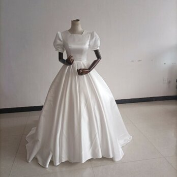 フランス風 法式 ウエディングドレス 美しいバックレース 編み上げ 華やかなトレーン プリンセスライン /前撮り/花嫁/結婚式の画像