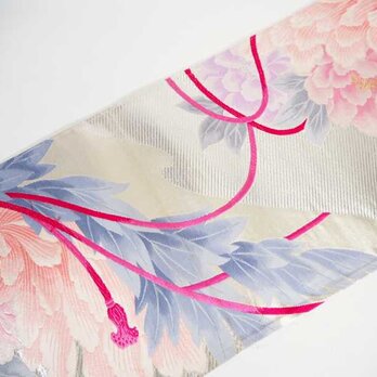 o0026　椿文様 帯　85cm売り 正絹 / ハギレ 古布 古裂  織 材料 表具 kimono obiの画像