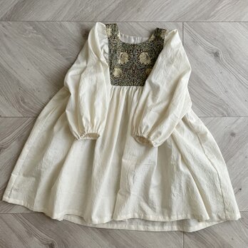 （９０ｃｍ）puffed sleeves dress／William Morris Pimpernel brownの画像