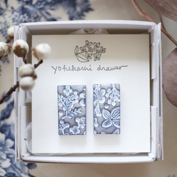 : : : 陶土の草花耳かざり : : : 1046（ピアス／イヤリング）