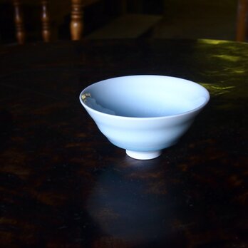 青いうつわ　磁器　飯茶碗 　青白磁ごはん茶碗の画像