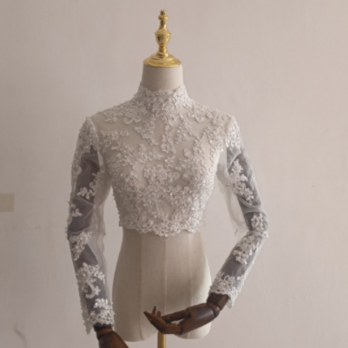 高品質！ウエディングドレス 長袖 可憐な花刺繍のトップス ボレロ 結婚式/花嫁/二次会の画像