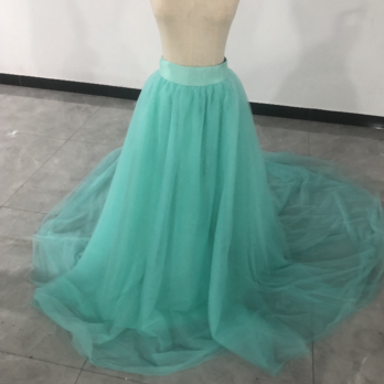 ライトグリーン  巻き付けスカート　オーバードレス 6層チュールスカート ブライダル お色直し ウエディングドレスの画像