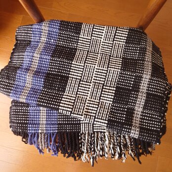 送料無料！手織りひざ掛け  ウール糸をたっぷり使って暖かく、触り心地も柔らか♪の画像
