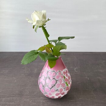 pattern vase　桃色花の画像