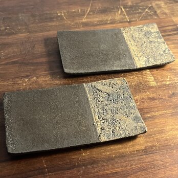 (再出品2024) 黒釉&赤泥彩　長角小皿(薬味皿)の画像