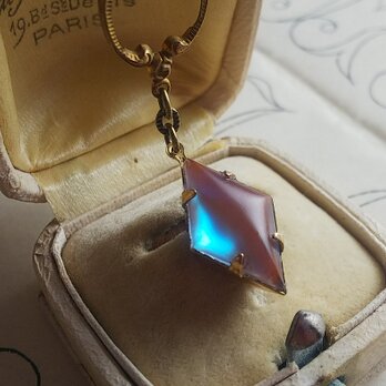 サフィレット　ダイヤモンド型（約21×12㎜） クラシカルネックレスの画像