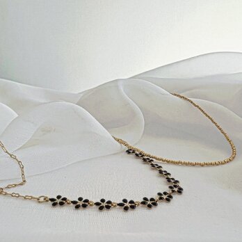 choker necklace　チョーカーネックレス　ビーズネックレス　フラワーネックレス　２本セットの画像