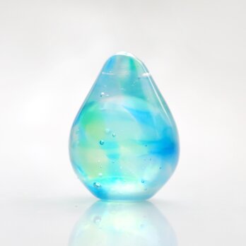 ガラスの雫の小さなオブジェ 「clearblue stream」