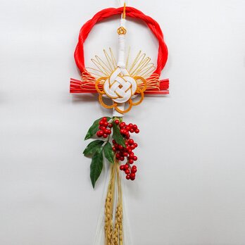 飛躍の年へ！鶴のお正月しめ飾りの画像