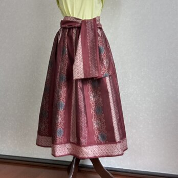 着物リメイク♪ストール付：唐草の花模様の大島紬で作った6枚ハギのお洒落なスカート☆裏地付き：８０ｃｍ丈　の画像