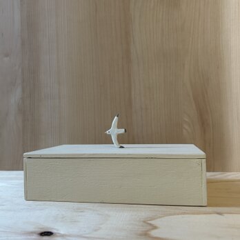 取っ手付き木箱（カモメ）の画像