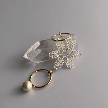 雪華図説 雪の結晶 イヤリング | tatting lace SC2BEの画像
