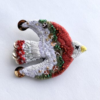 "January bird" 一点もの鳥さん刺繍ブローチの画像
