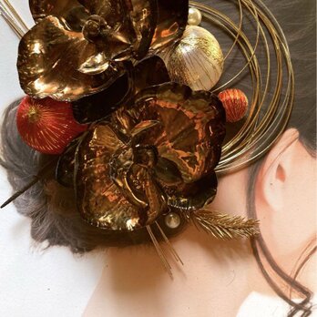 メタルブラス胡蝶蘭　くす玉　水引髪飾りアレンジの画像