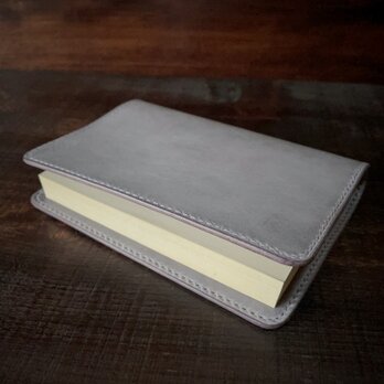 《文庫本サイズ》レザーブックカバー（Iris）