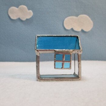 16　ガラスの小さなおうち　ｽﾃﾝﾄﾞｸﾞﾗｽ　ブルー屋根の家　ミニハウスの画像