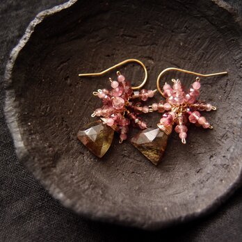 【K14gf】フリンジピアス／Andalusite × Tourmaline／mauve pinkの画像