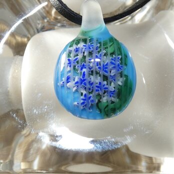 隅田の花火（紫陽花）線砂打ち（トンボ玉、ガラス、一点物、ペンダント）の画像