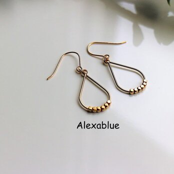 タイニービーズドロップピアス K14GF Drop hoop earringsの画像