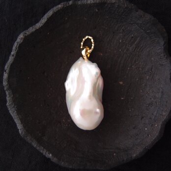 バロックパール ネックレスチャーム【Large】fishtail ・baroque pearlの画像