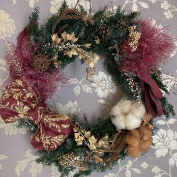 12カ月の季節リース【12月】クリスマスリース ヒムロ杉とスモークツリーの伝統的なリースの画像