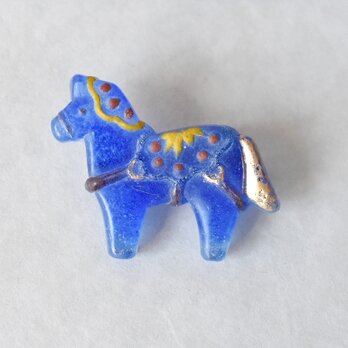 ダーラナホースのガラスブローチ（馬モチーフのブローチ）の画像