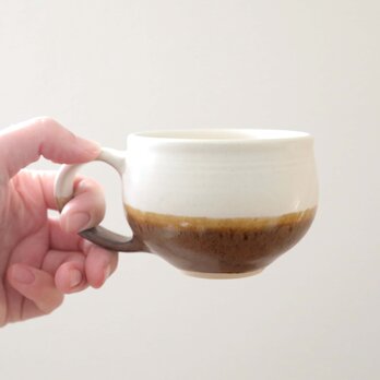 白茶の釉薬 ほっこりかけ分けマグカップの画像