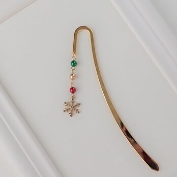 雪のチャームとクリスマスパールのブックマーカー