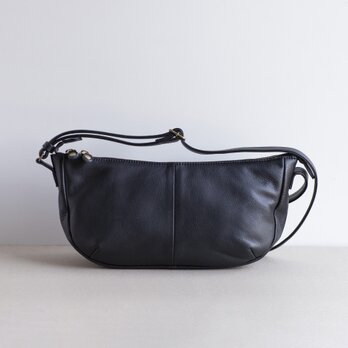 【長財布が入る】本革　2WAY　ショルダーバッグ　ワンショルダー　シュリンクレザー　軽量　牛革　ブラック　牛革　ak-45cs