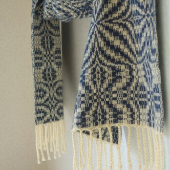 手織りカシミアマフラー・・ゴシックの画像
