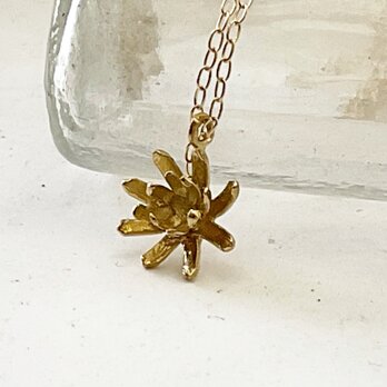 K18　小花がキラリと輝くfloret ネックレスの画像